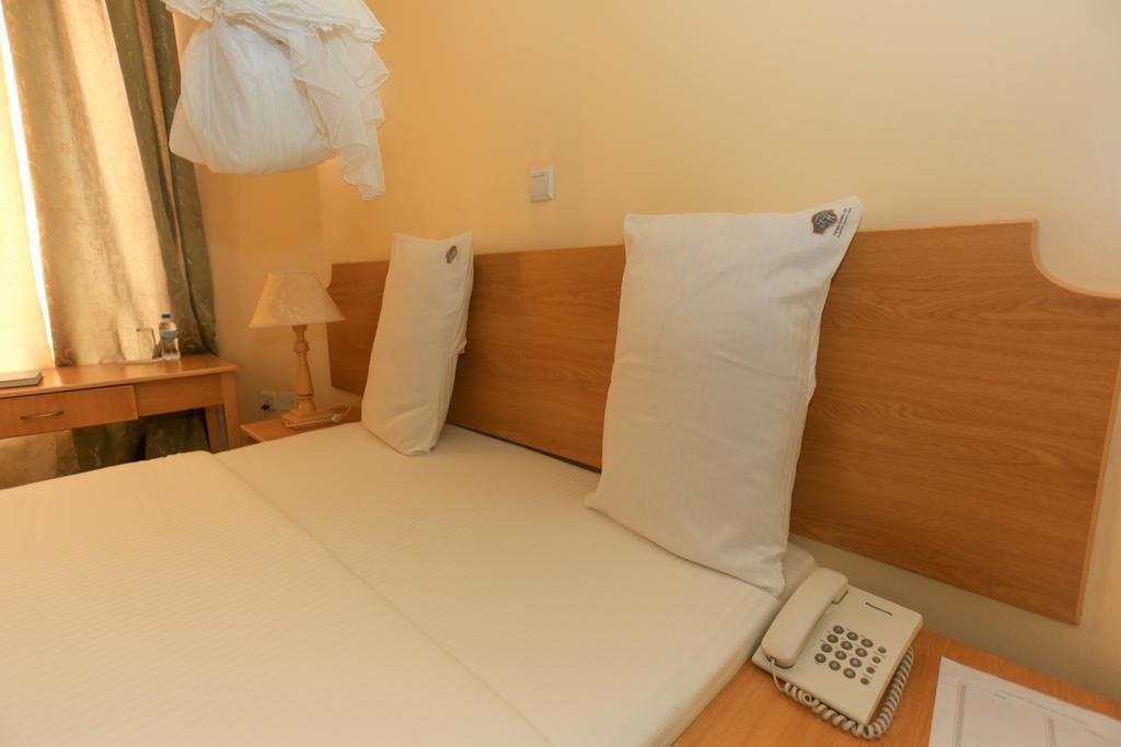 Faraja Hotel Ruhengeri Dış mekan fotoğraf